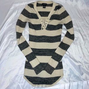 Stretchy striped long sleeve